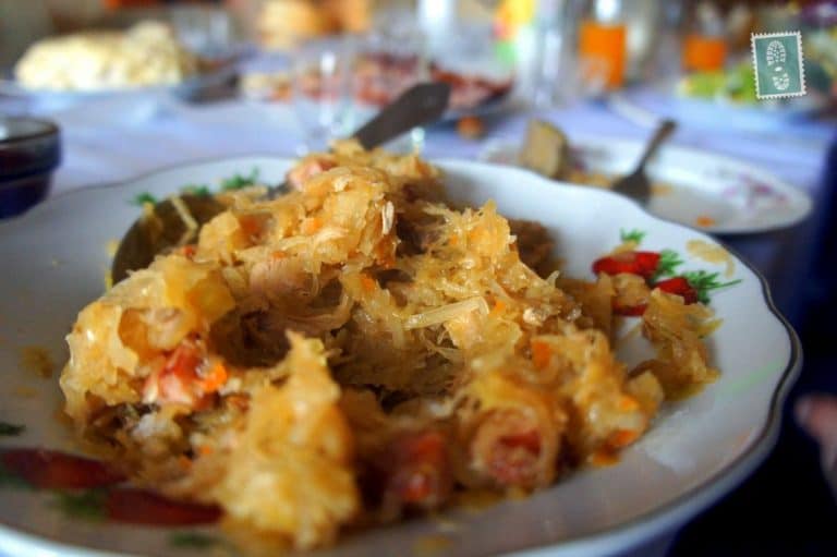 A plate of bigos