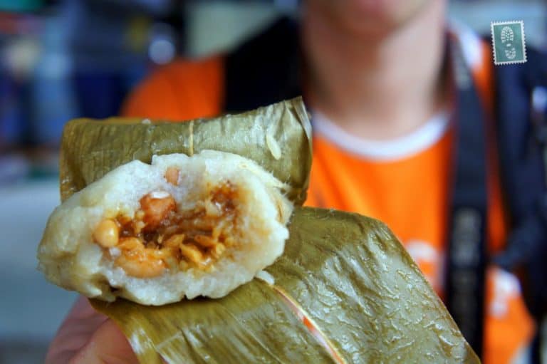 Sticky rice filled with beans and nuts