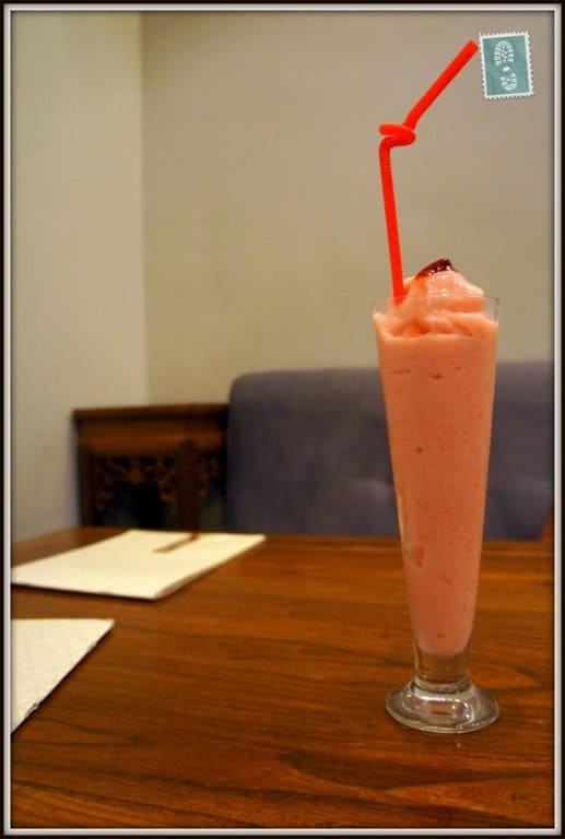 Strawberry yogurt shake