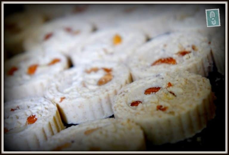 Macanese almond cookies