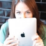 Nat-behind-iPad-200x3001