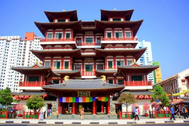 Buddha Tooth Relic Temple and Museum in Chinatown