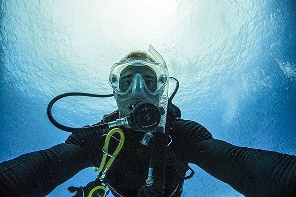 diving-selfie