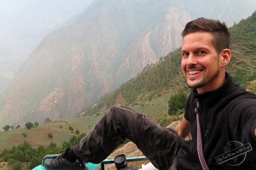 Dennis Kopp of SeeTheWorldImMyEyes - Selfie on the Roof of a Bus in Nepal-001