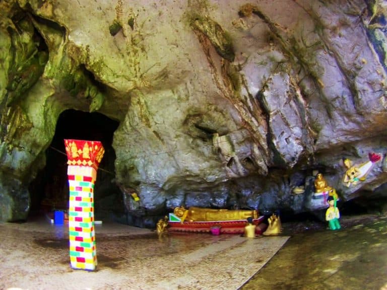 Elephant-Cave-Vang-Vieng