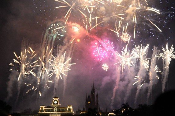 fireworks-shows-disney