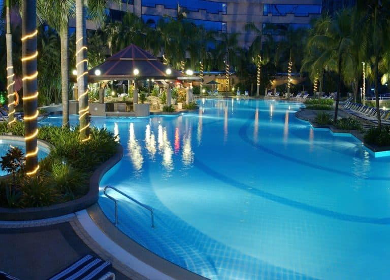 Swimming pool at the Renaissance by Marriott, Kuala Lumpur