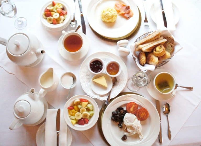 Breakfast at Killeen House Hotel and Rozzers Restaurant