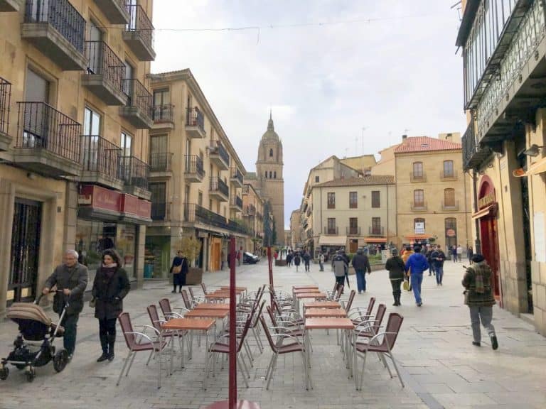 Strolling_in_Salamanca