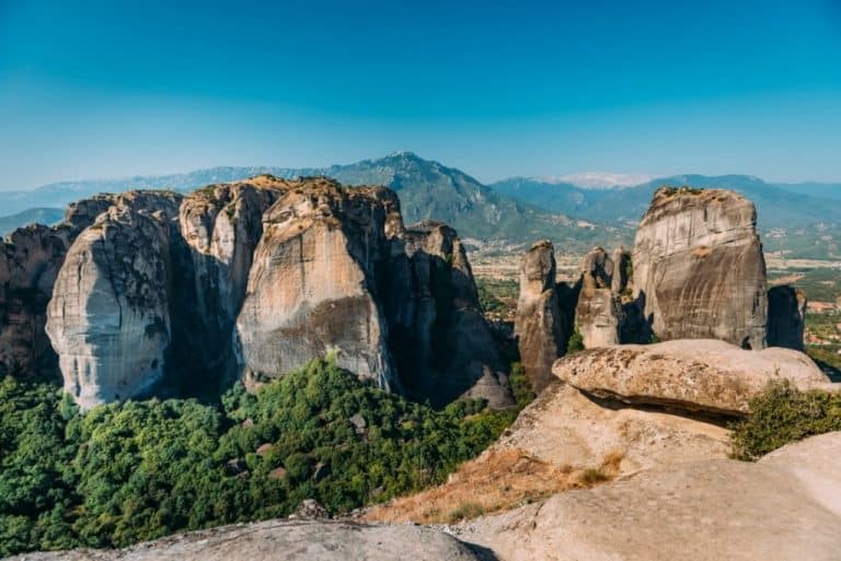 meteora rocks greece PJEP93A meteora rocks greece PJEP93A 7 Day Itinerary for Traveling to Greece for the First Time
