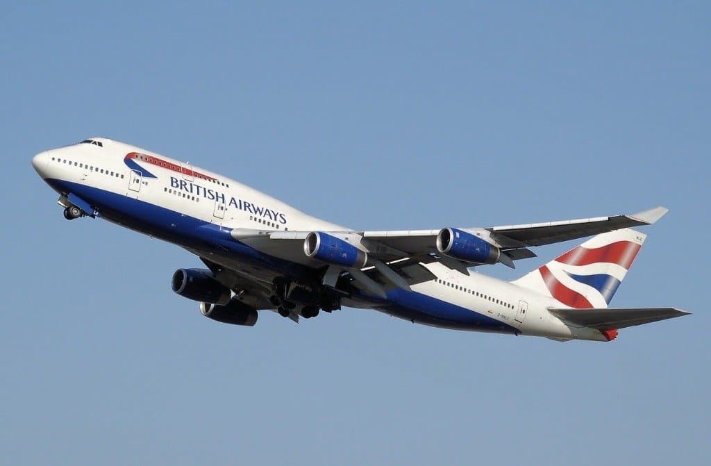 British airways aircraft What's the Best Airport to Fly Into London?